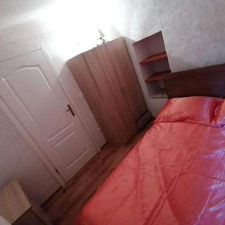 Apartment In ลอฟราน ภายนอก รูปภาพ