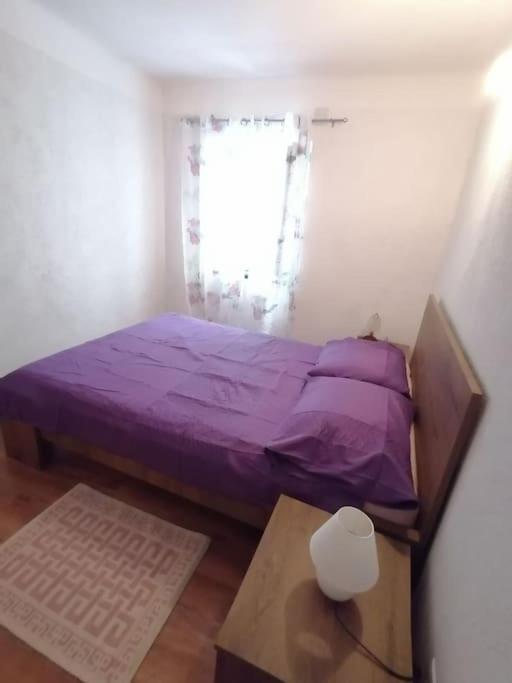 Apartment In ลอฟราน ภายนอก รูปภาพ